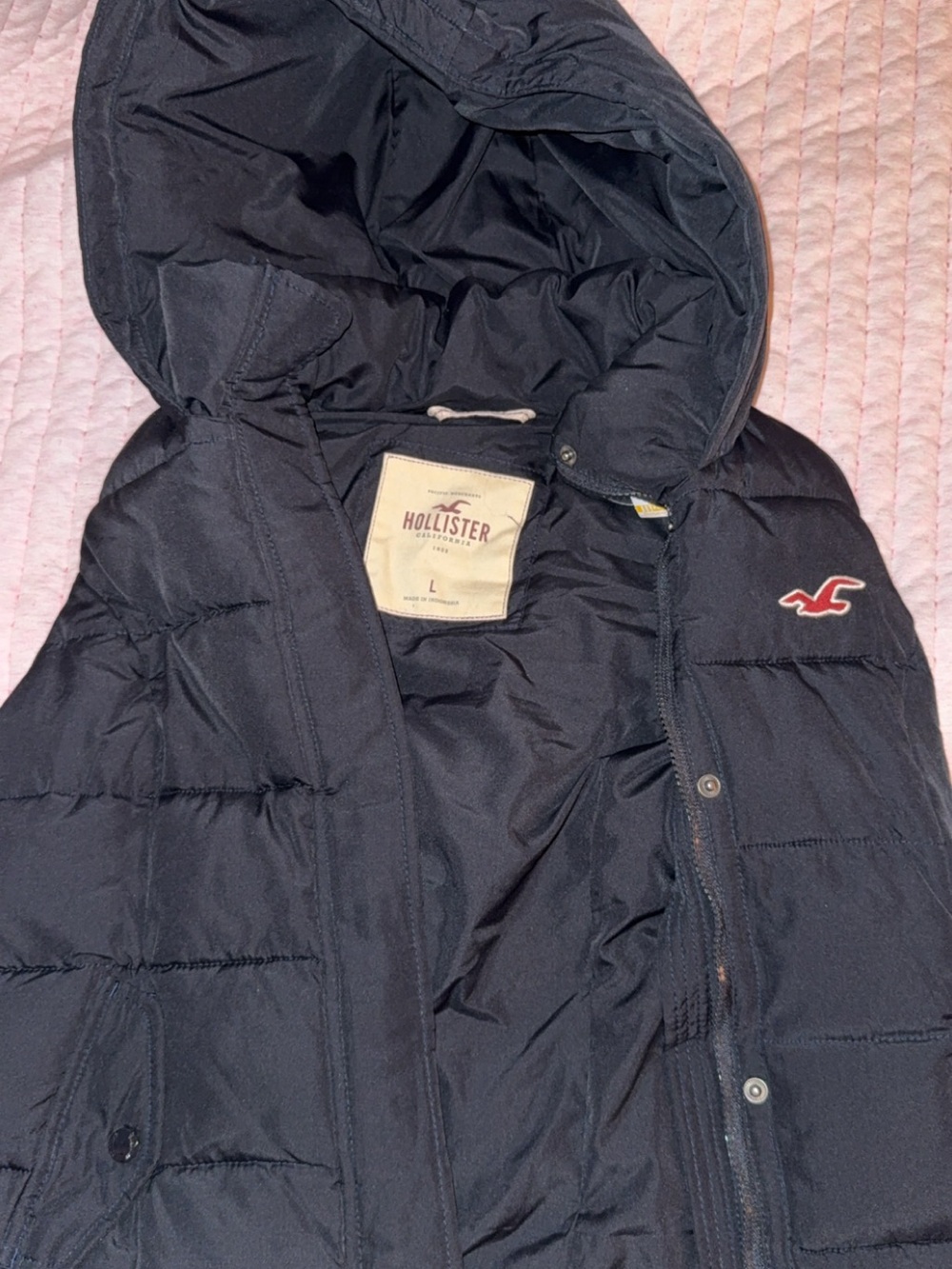 Y2K Hollister Women's Black Puffer Jacket with Hood